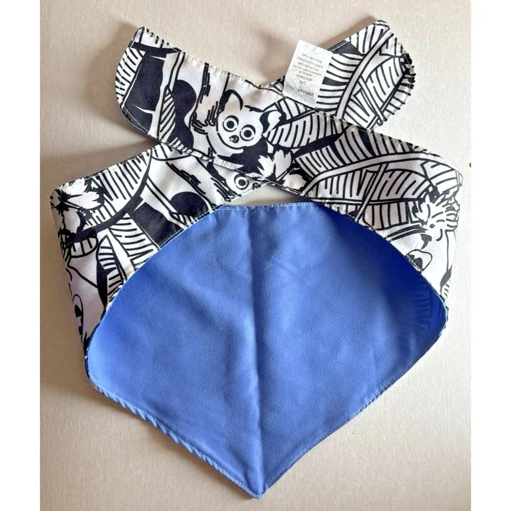 Vibrant Life Dog Pet Bandana & Hat Size S/M Reversible Blue and Black & White